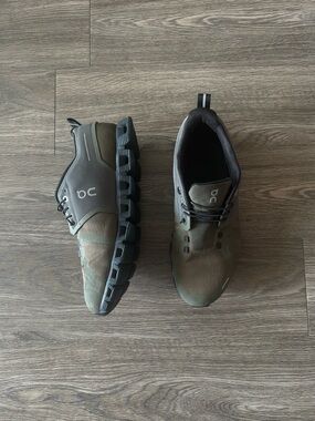 On Cloud Running Men’s Shoe